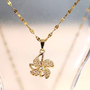 WINDMILL fidget necklace *new